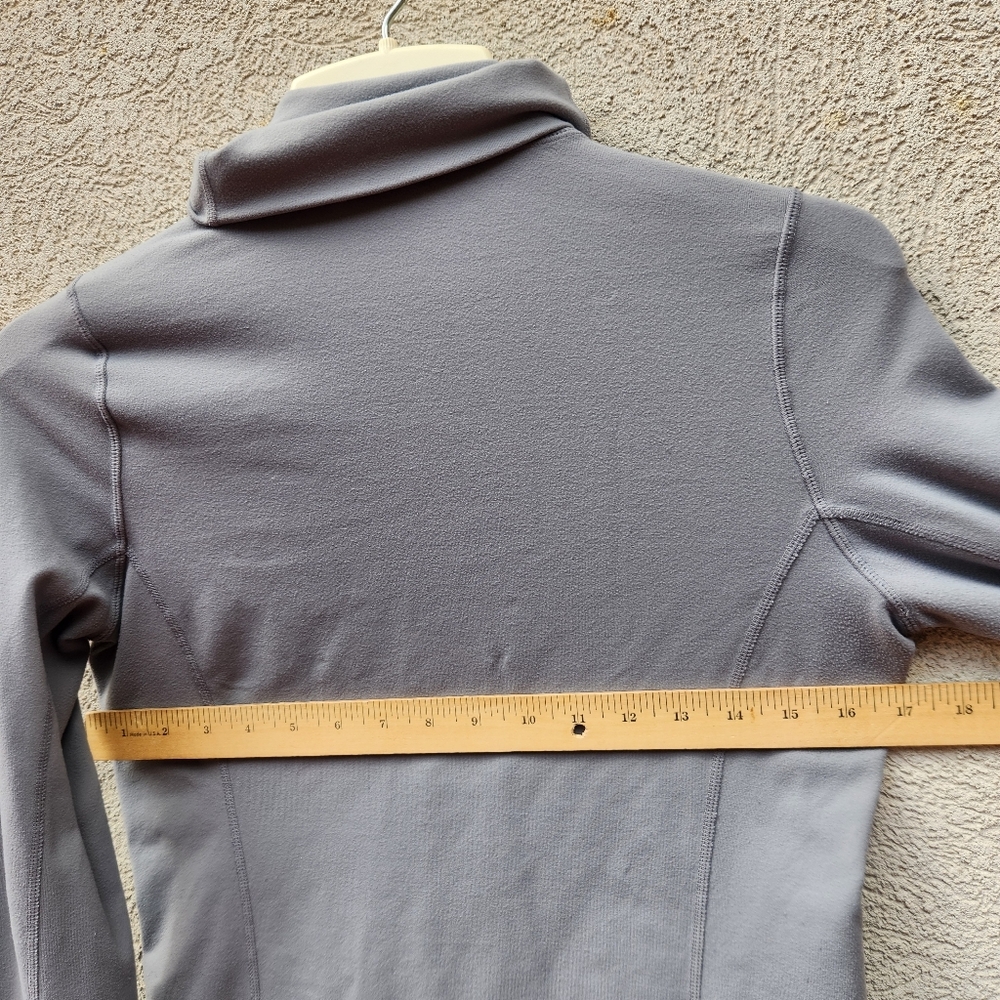 LULULEMON Women's In Stride Jacket Size 6 Gray Wee Stripe Activewear Workout - Picture 12 of 12